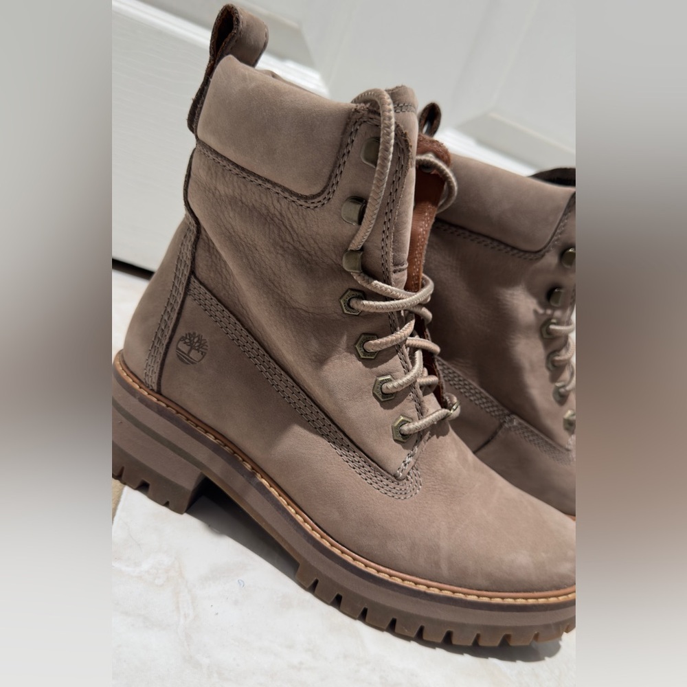 Timberland Tan Leather Boots